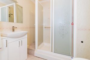 SHOWER ROOM- click for photo gallery